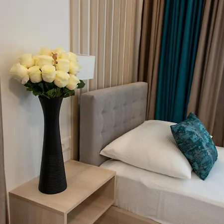 Amicus Отель 4*